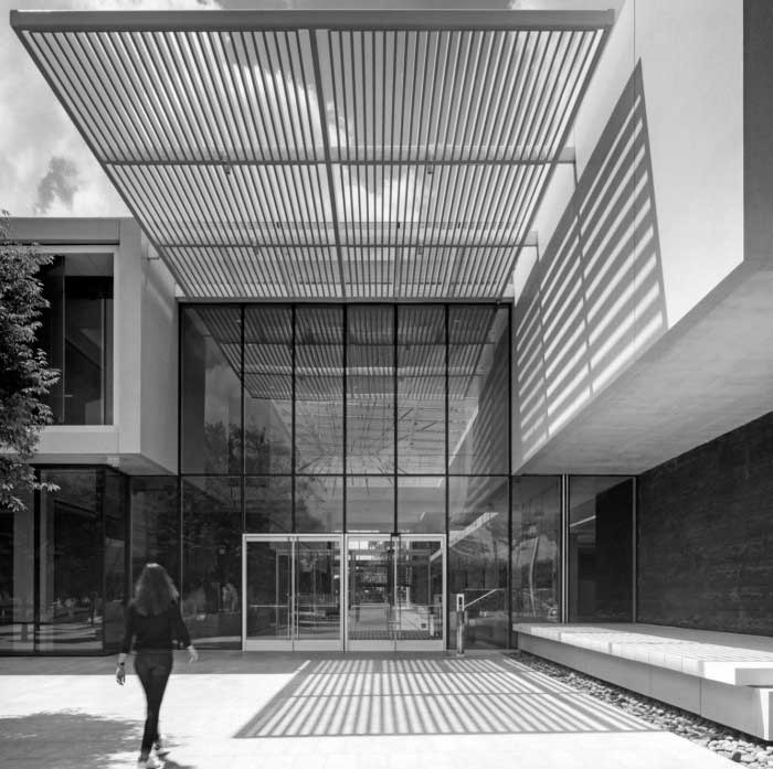 Kantor konsep terbuka - ruang luar